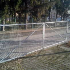 Pojezdová brána